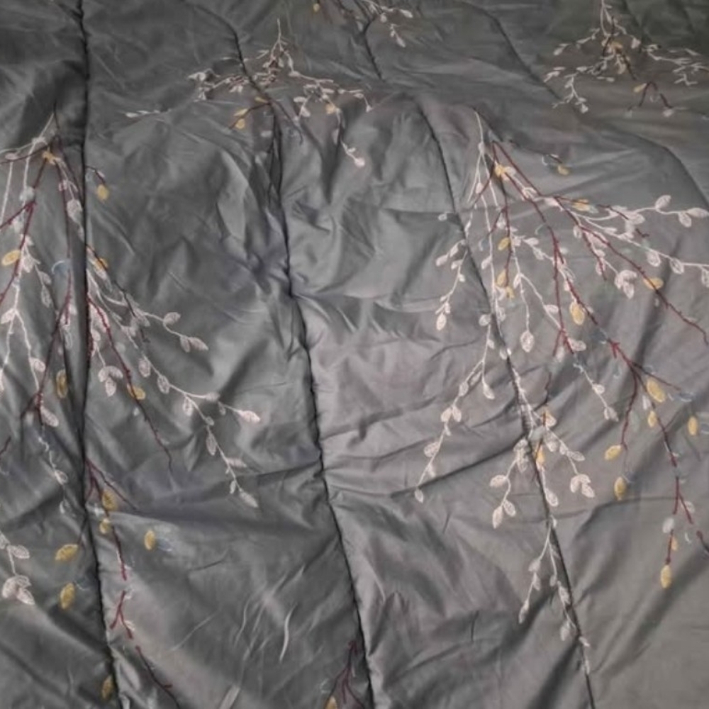 Gray Floral Comforter